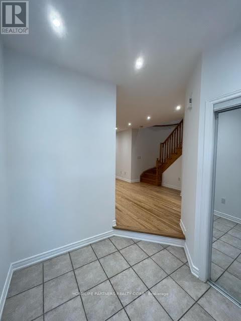 38 Stone Palace Way, Vaughan, Ontario  L4H 1M9 - Photo 3 - N12542482