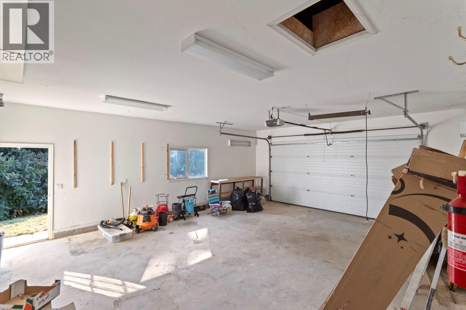 2619 3 Highway, Erickson, British Columbia V0B 1G1 - Photo 20 - 10364931