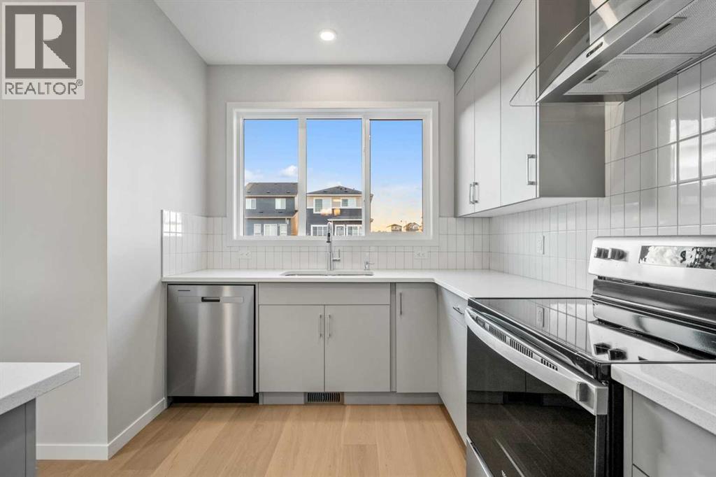 579 Homestead Drive Ne, Calgary, Alberta  T3J 5W3 - Photo 6 - A2268870