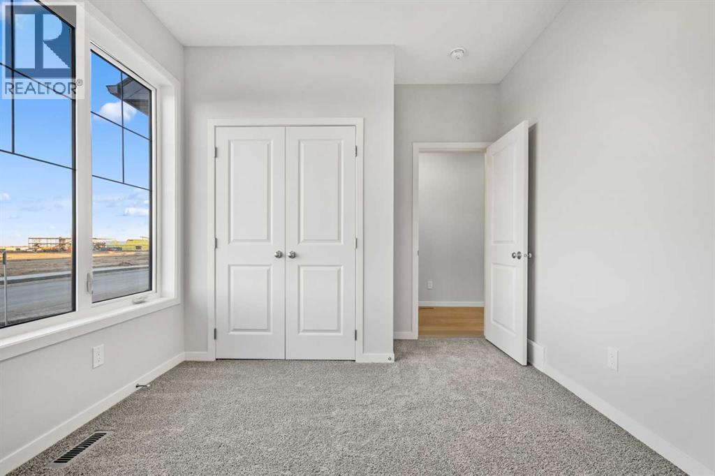 579 Homestead Drive Ne, Calgary, Alberta  T3J 5W3 - Photo 9 - A2268870