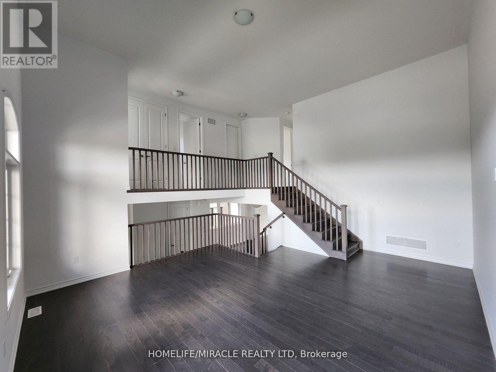 344 Madelaine Drive, Barrie, Ontario  L9J 0Y9 - Photo 12 - S12542346