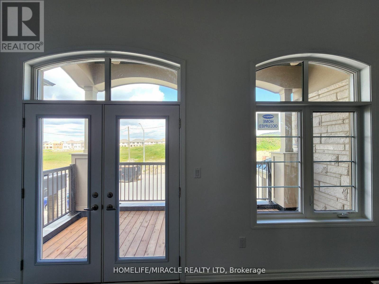 344 Madelaine Drive, Barrie, Ontario  L9J 0Y9 - Photo 13 - S12542346