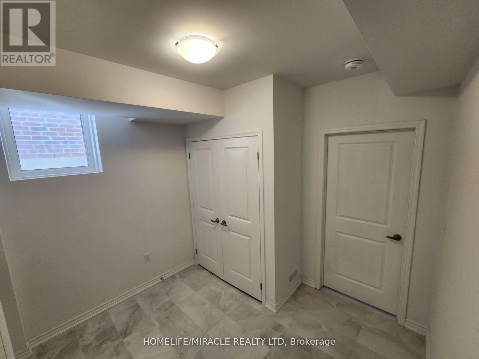 344 Madelaine Drive, Barrie, Ontario  L9J 0Y9 - Photo 31 - S12542346