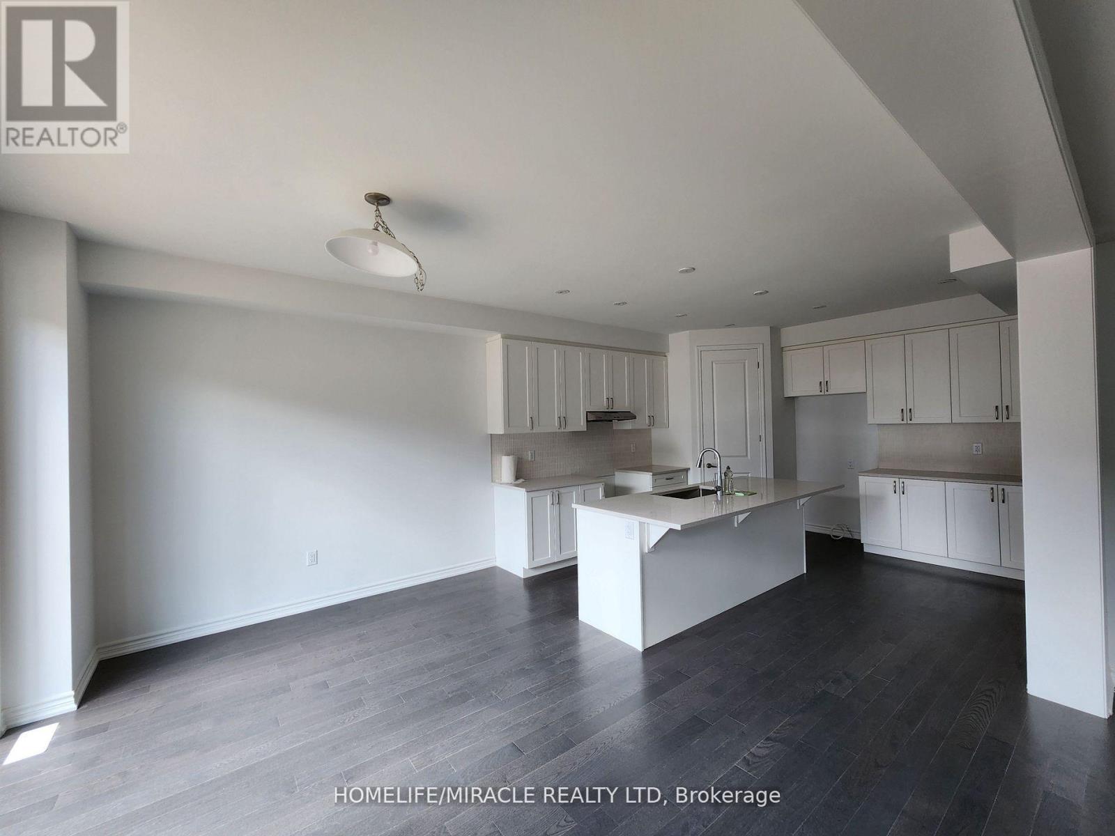 344 Madelaine Drive, Barrie, Ontario  L9J 0Y9 - Photo 8 - S12542346