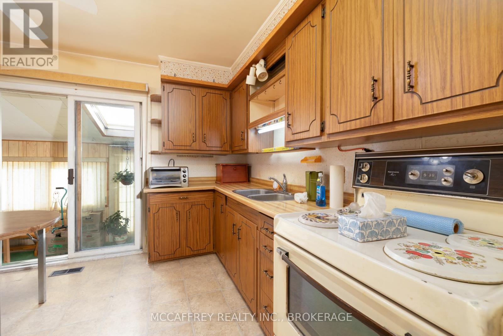 174 Thomas Street W, Greater Napanee, Ontario  K7R 2H5 - Photo 14 - X12542520