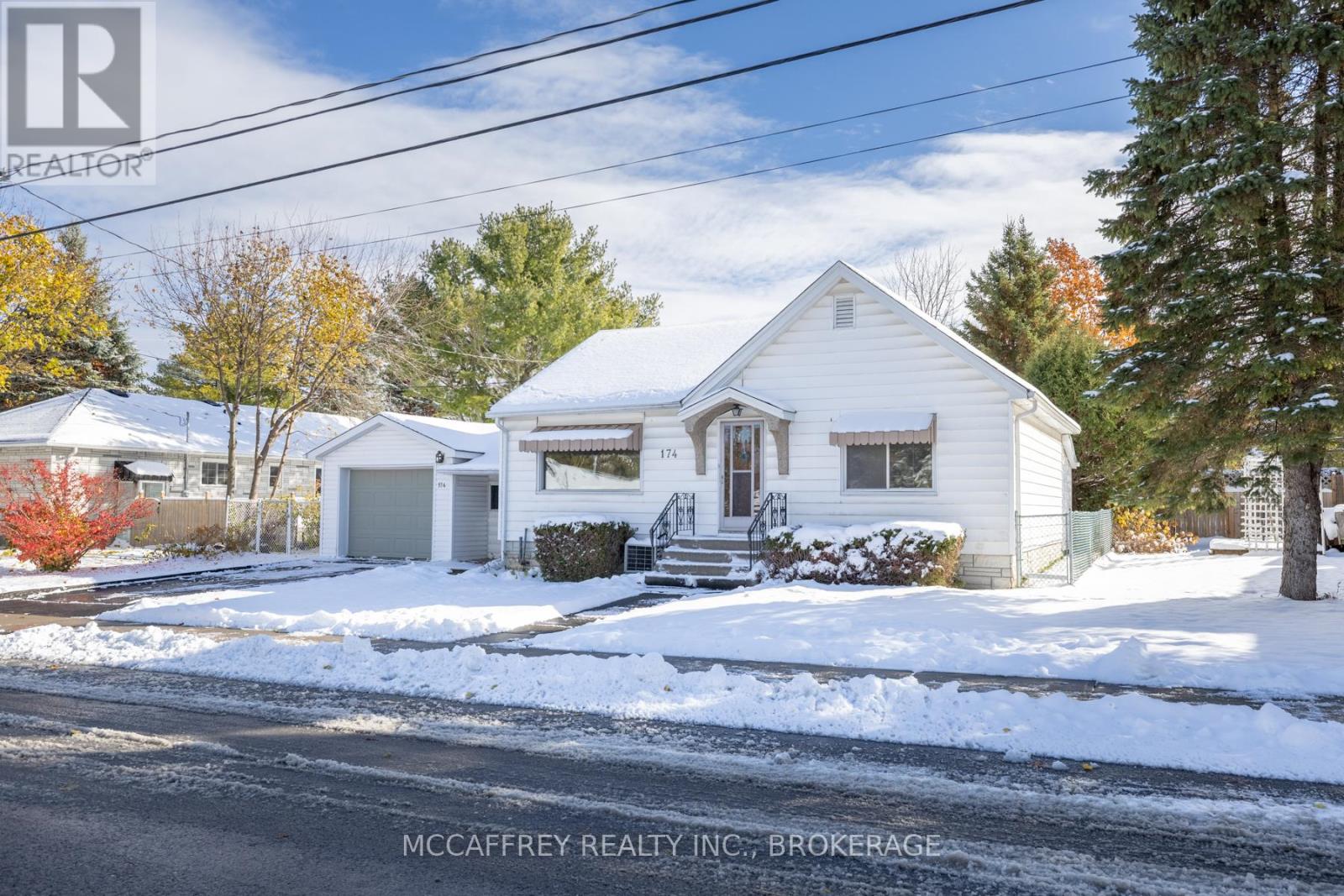 174 Thomas Street W, Greater Napanee, Ontario  K7R 2H5 - Photo 5 - X12542520