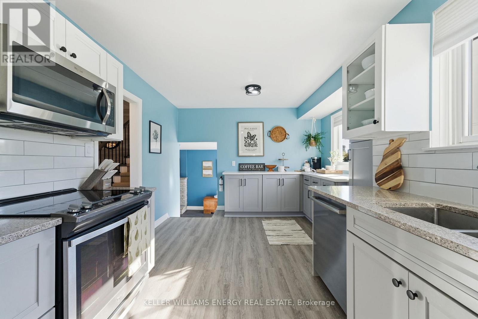 961 Curtis Crescent, Cobourg, Ontario  K9A 2W4 - Photo 4 - X12542544