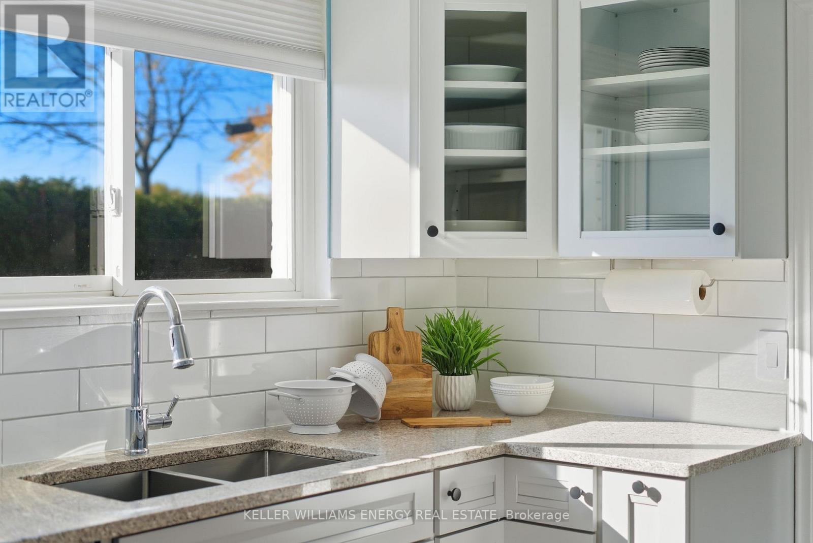 961 Curtis Crescent, Cobourg, Ontario  K9A 2W4 - Photo 8 - X12542544