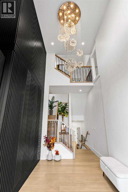 467 Patterson Boulevard Sw, Calgary, Alberta  T3H 3N6 - Photo 2 - A2261859