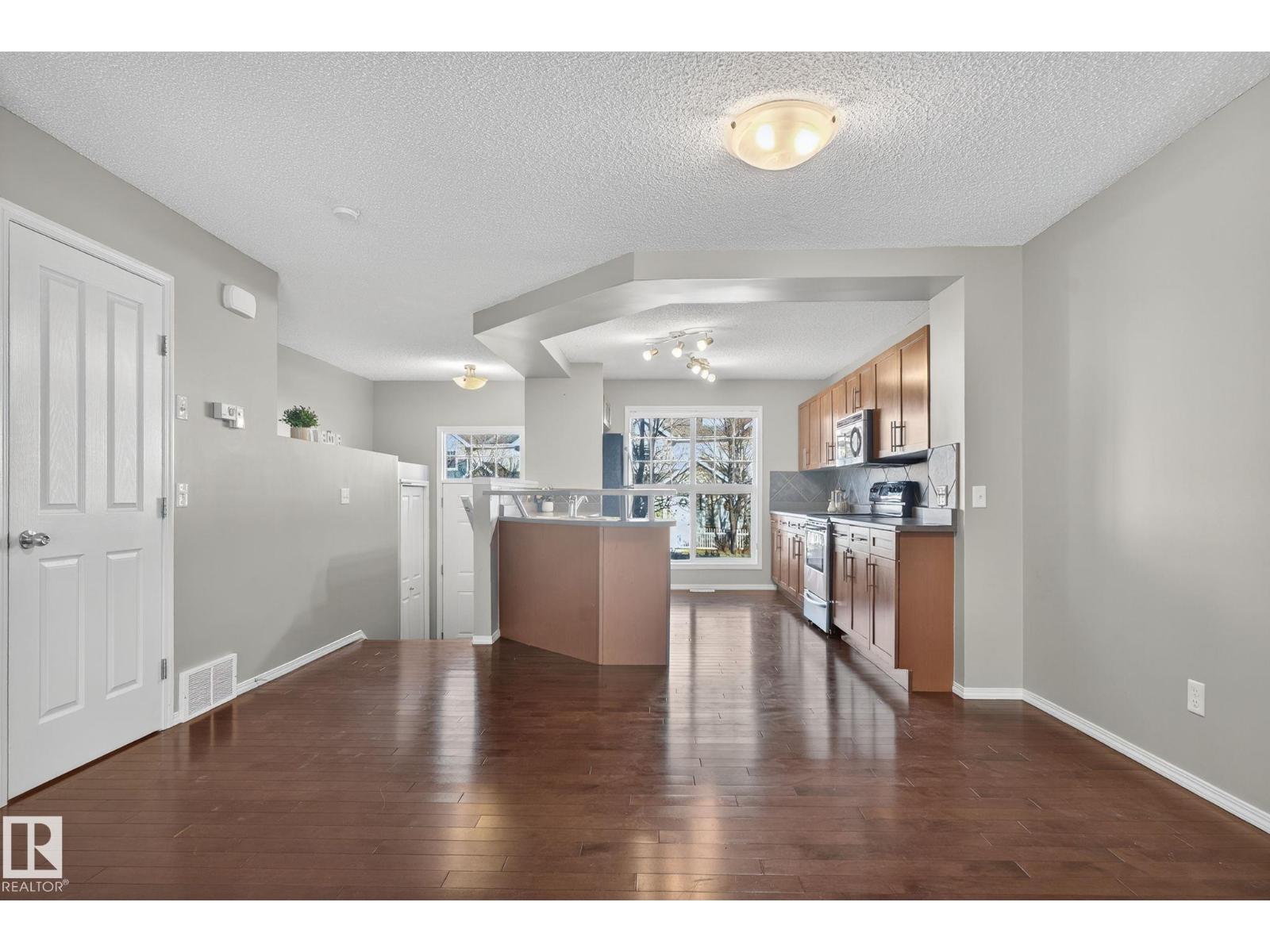 #87 2051 Towne Centre Bv Nw, Edmonton, Alberta  T6R 0G8 - Photo 5 - E4465634