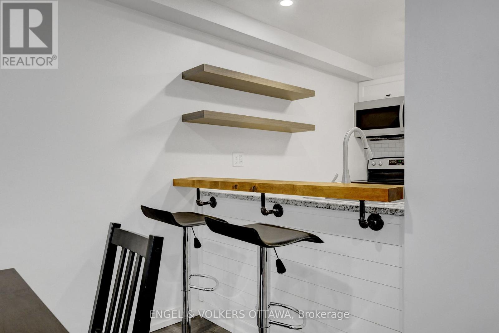 112 - 6532 Bilberry Drive, Ottawa, Ontario K1C 4N9 - Photo 14 - X12542558