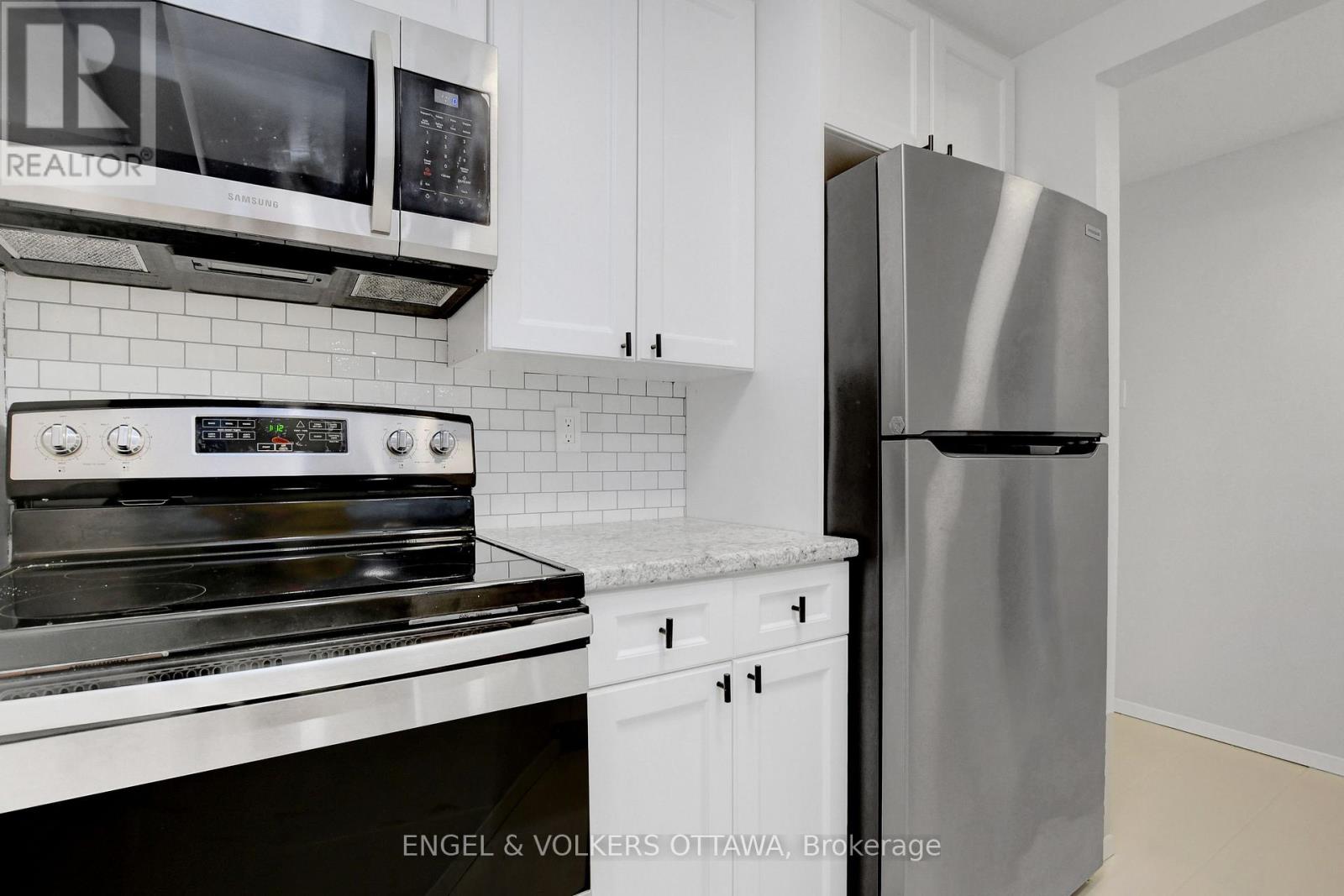 112 - 6532 Bilberry Drive, Ottawa, Ontario K1C 4N9 - Photo 18 - X12542558