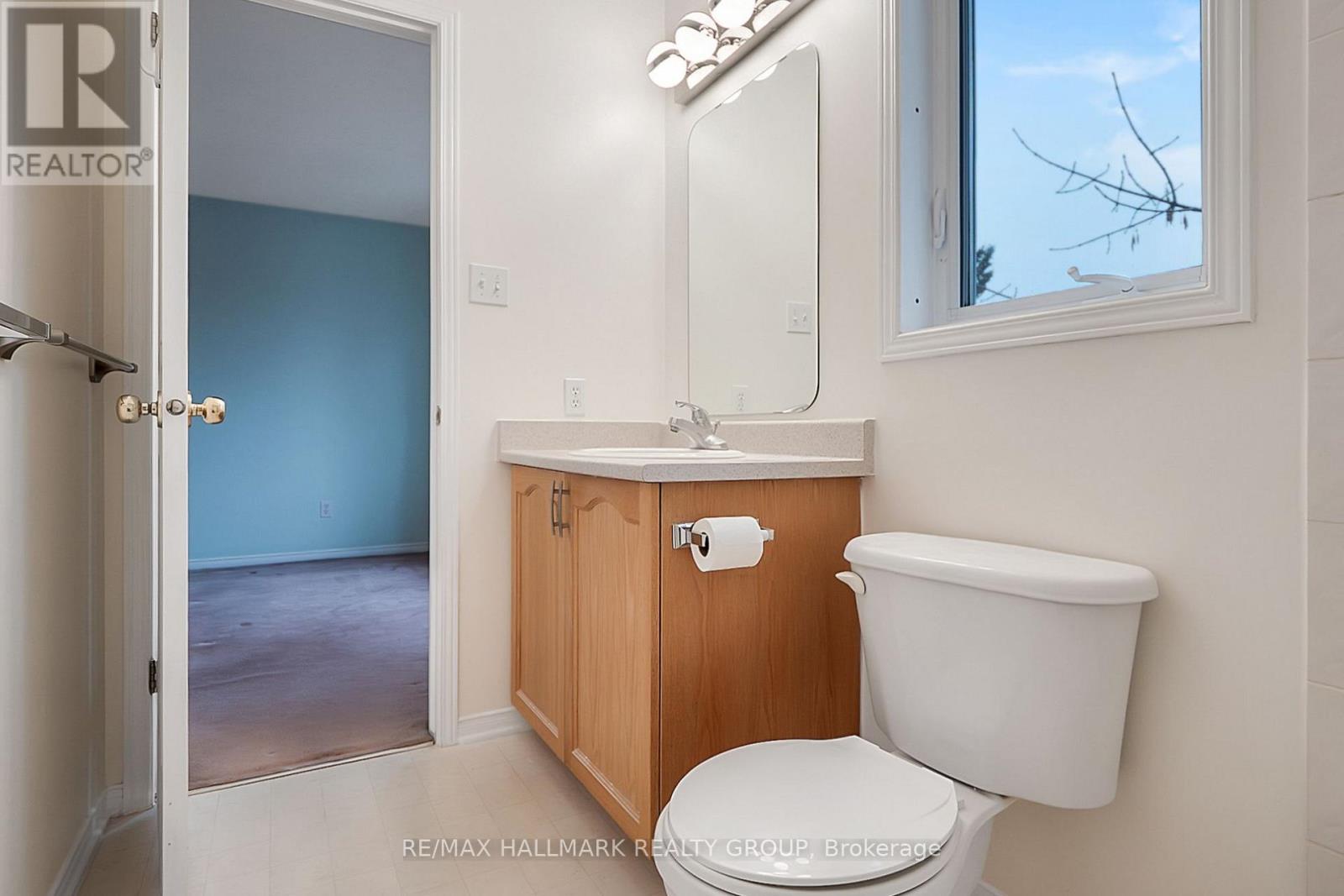 92 Southpointe Avenue, Ottawa, Ontario  K2J 4T5 - Photo 19 - X12542566