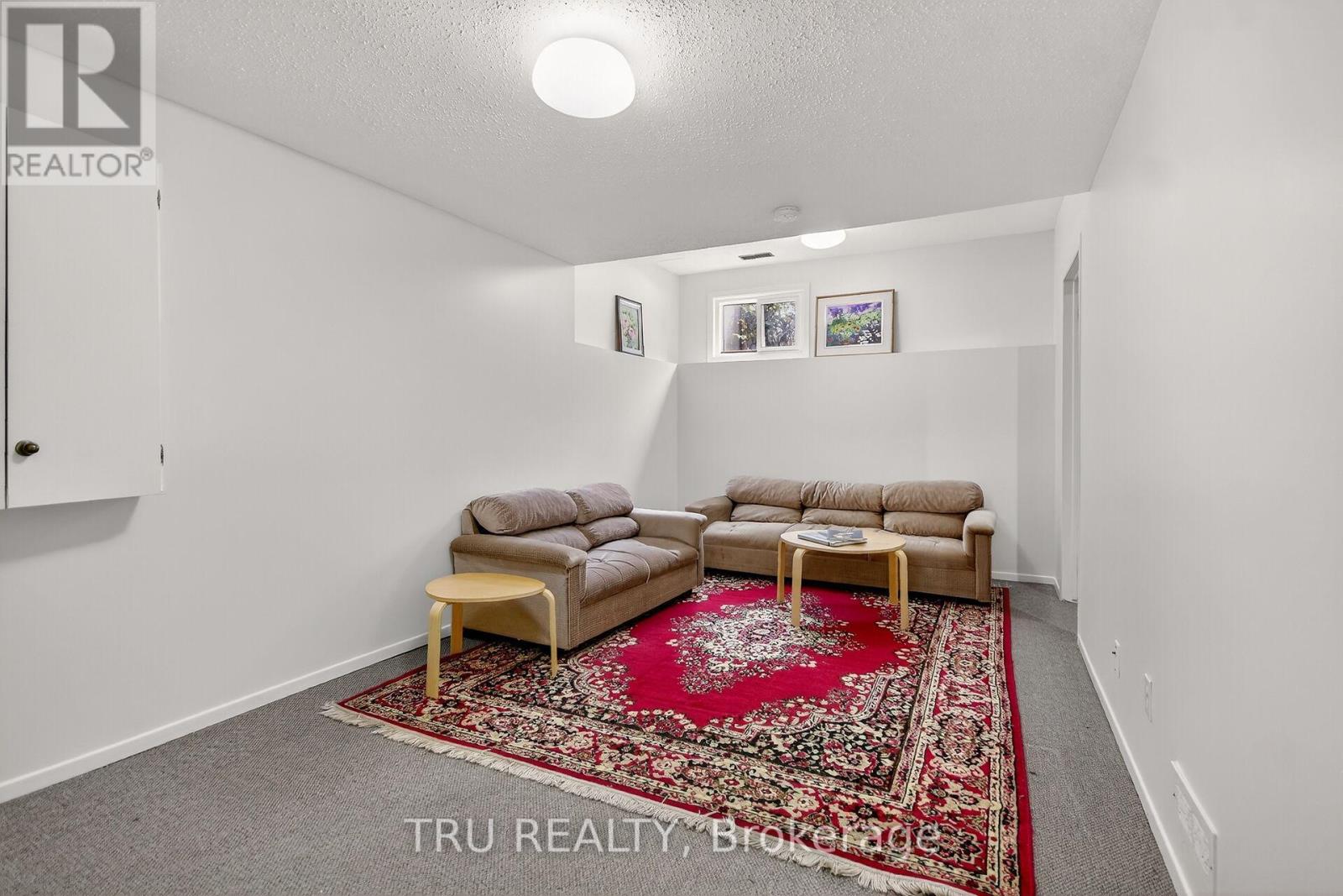 82 - 215 Temby Private, Ottawa, Ontario  K1T 2W1 - Photo 28 - X12542610