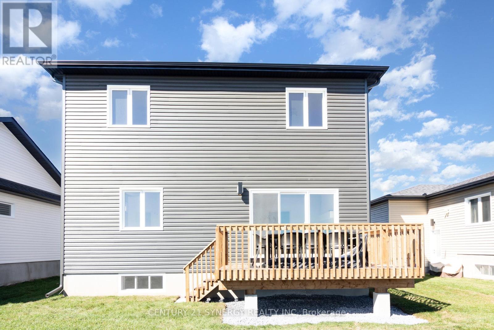 Lot 00 Helen Street, North Stormont, Ontario  K0A 1R0 - Photo 37 - X12542618