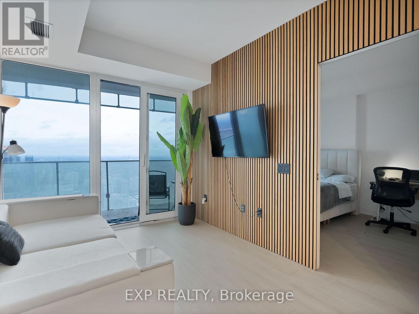 5511 - 3900 CONFEDERATION PARKWAY, Mississauga, Ontario