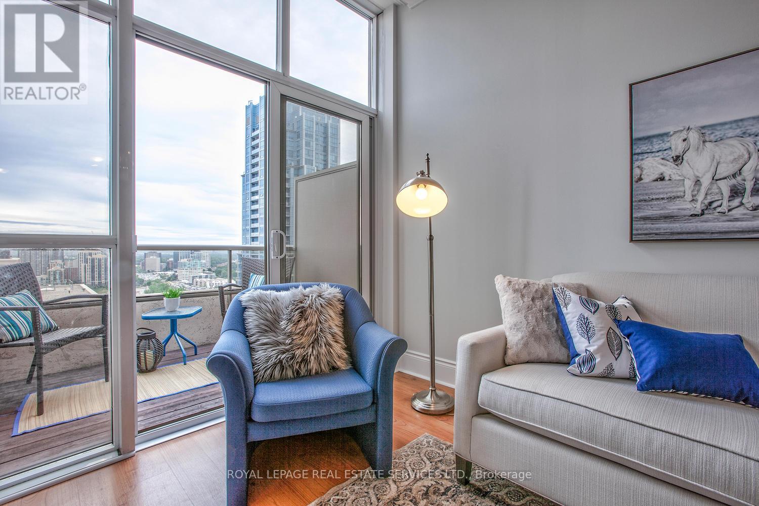 Ph24 - 5233 Dundas Street W, Toronto, Ontario  M9B 6M1 - Photo 11 - W12542340