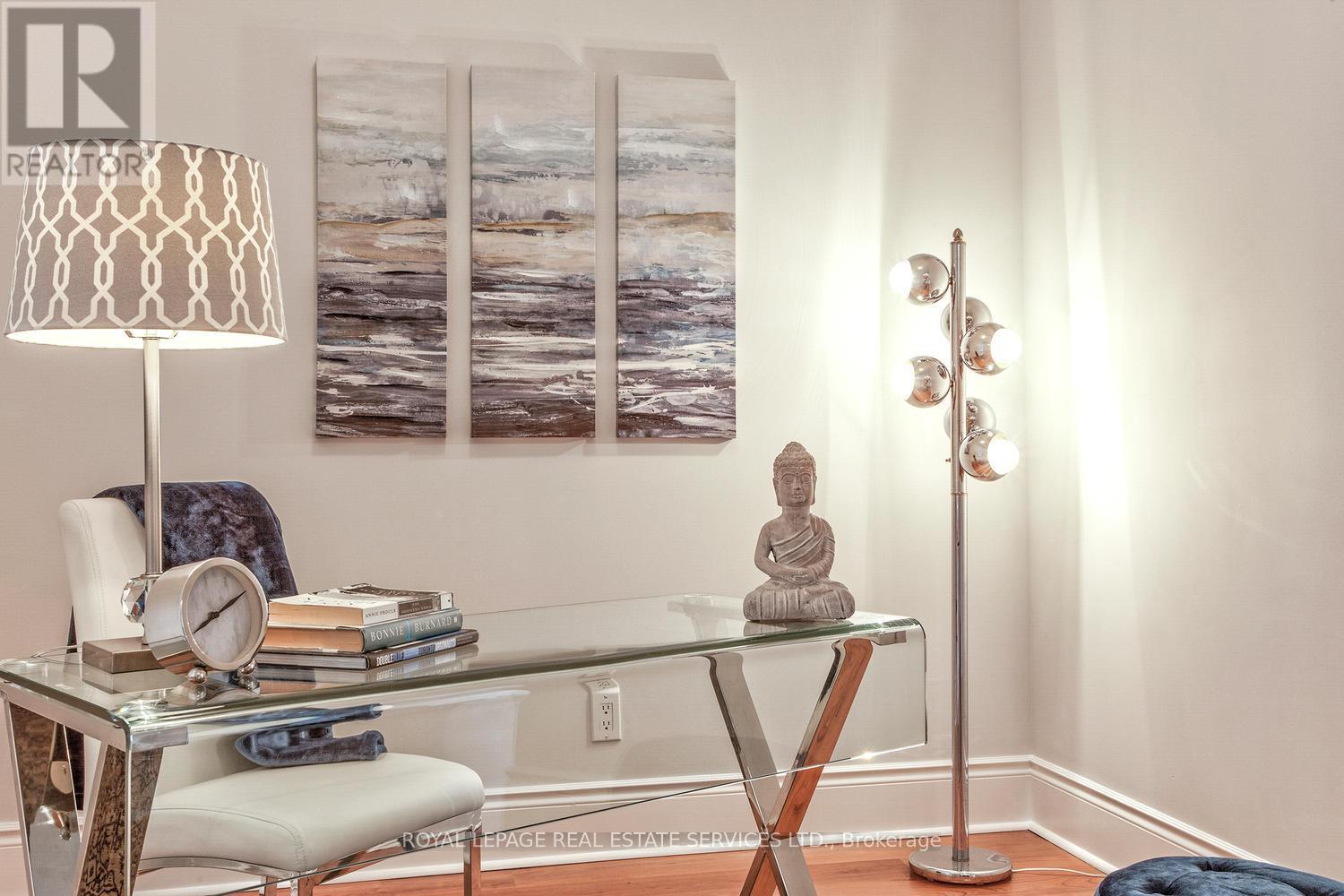 Ph24 - 5233 Dundas Street W, Toronto, Ontario  M9B 6M1 - Photo 17 - W12542340