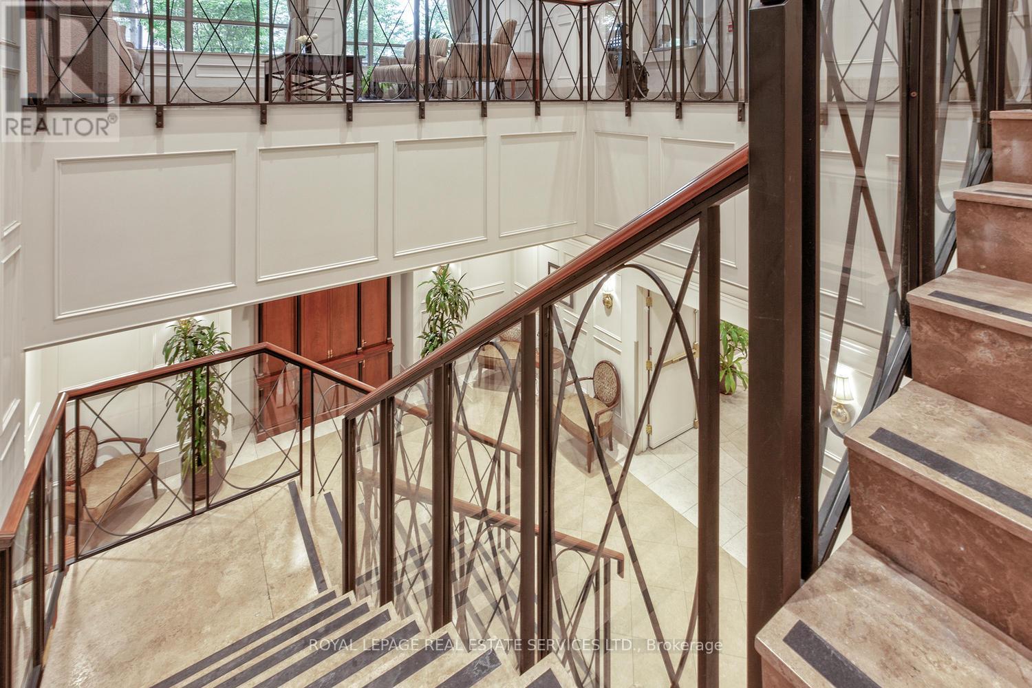 Ph24 - 5233 Dundas Street W, Toronto, Ontario  M9B 6M1 - Photo 23 - W12542340