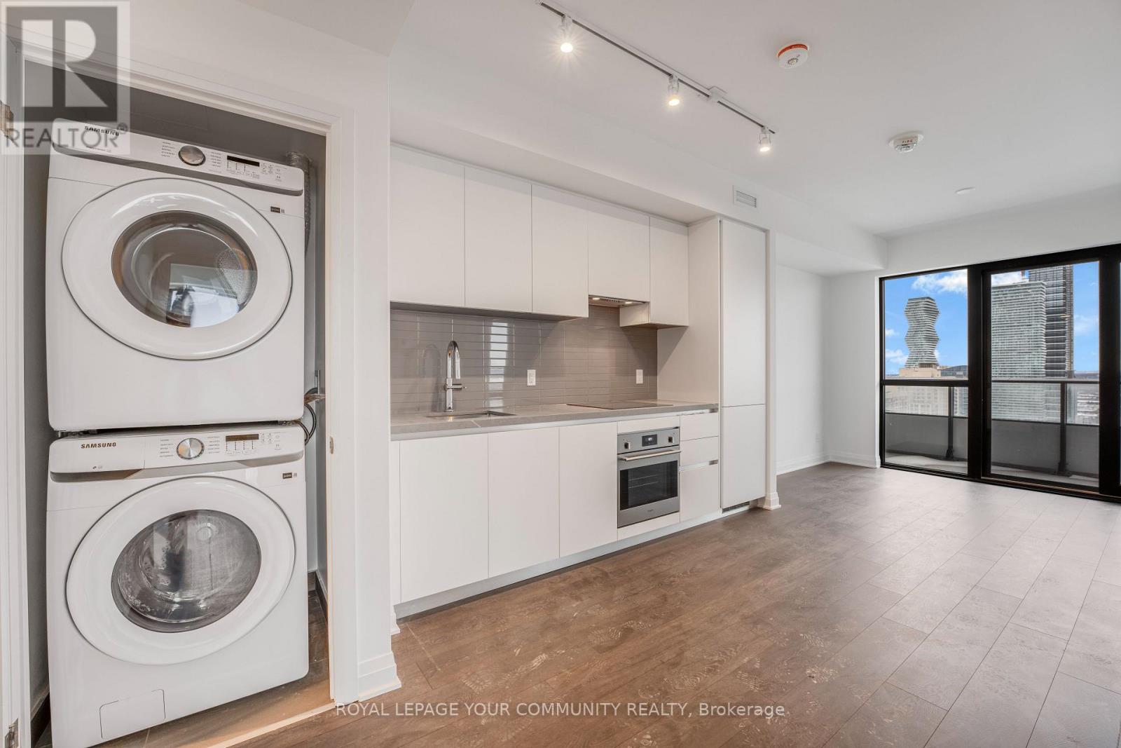 3307 - 4015 The Exchange, Mississauga, Ontario  L5B 1M7 - Photo 9 - W12542390