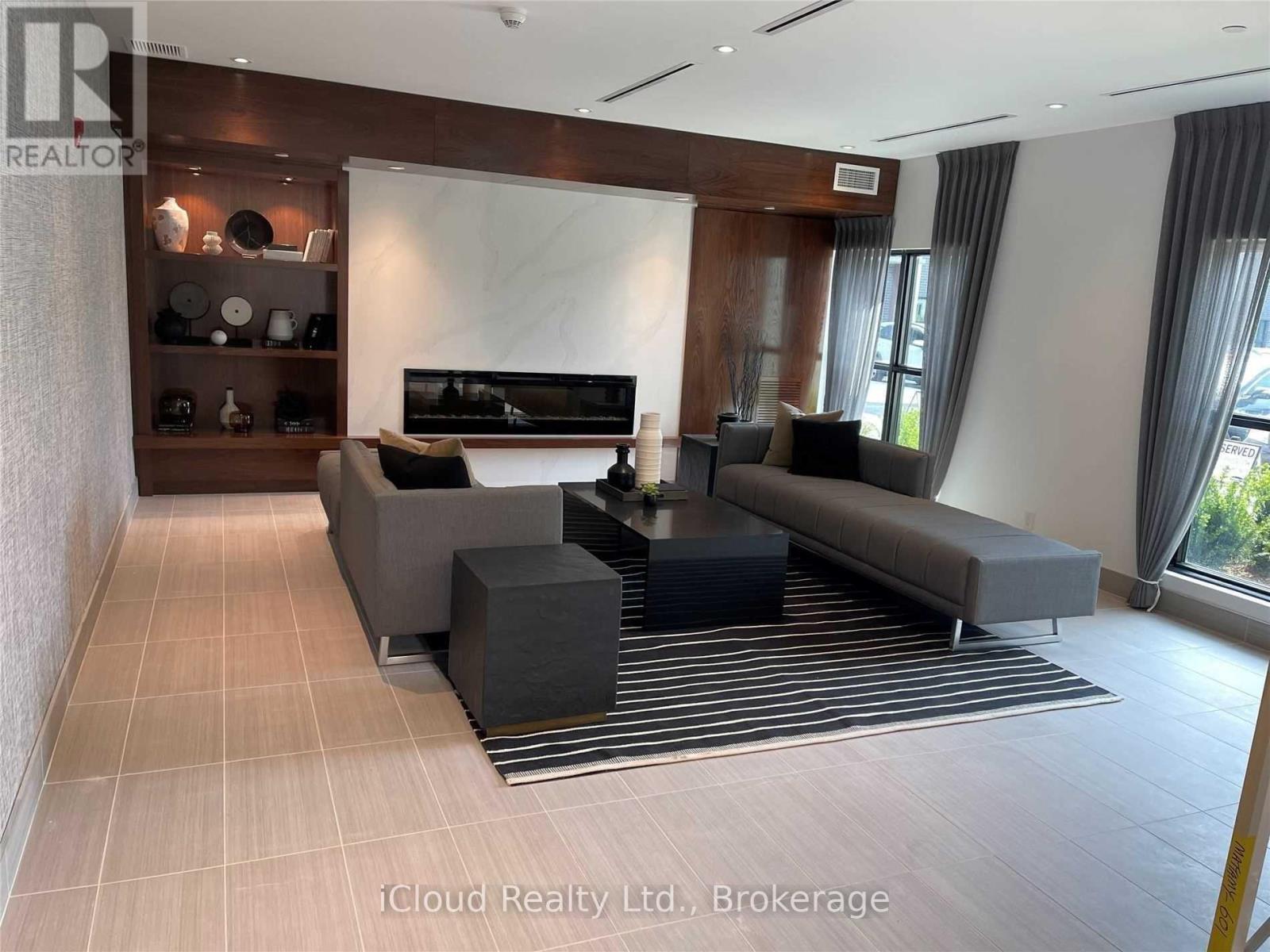 320 - 102 Grovewood Common Drive, Oakville, Ontario  L6H 0X2 - Photo 11 - W12542414