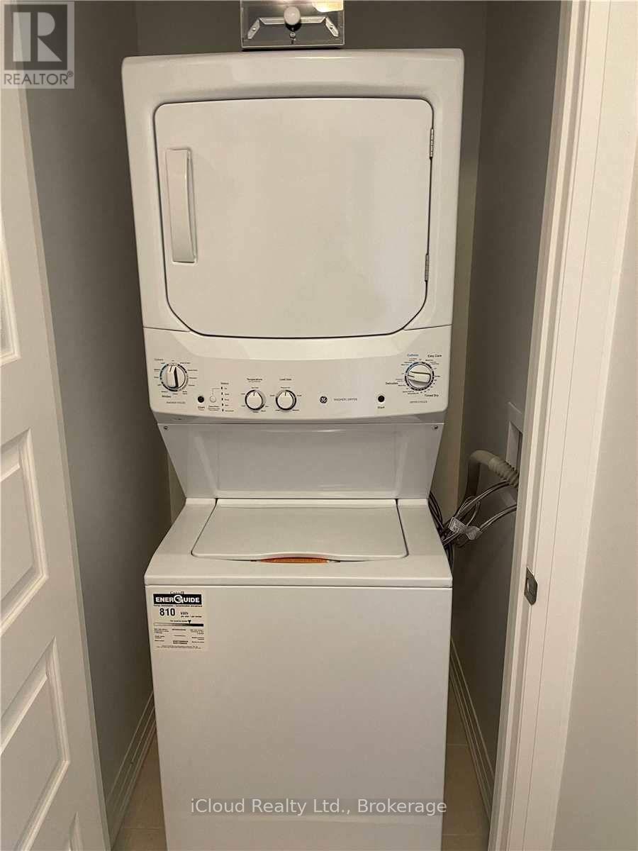 320 - 102 Grovewood Common Drive, Oakville, Ontario  L6H 0X2 - Photo 7 - W12542414