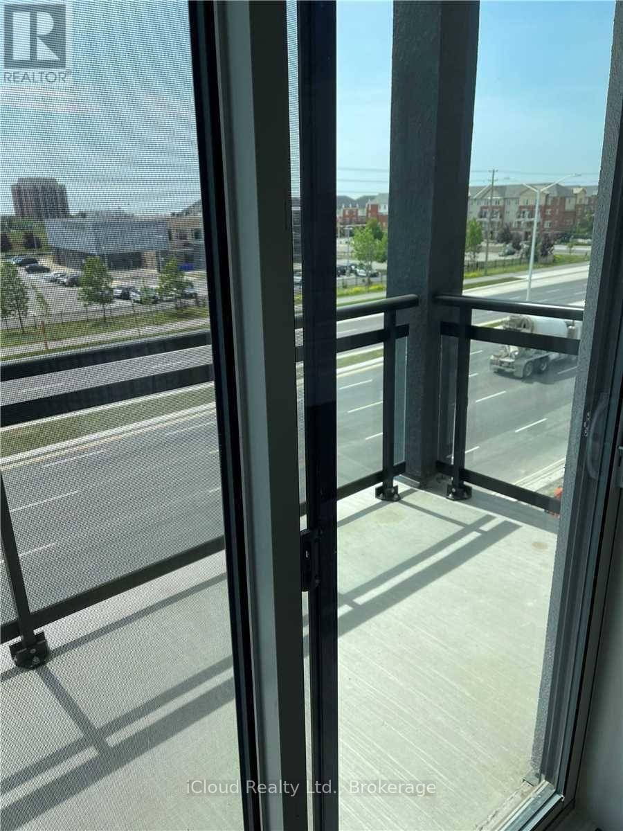 320 - 102 Grovewood Common Drive, Oakville, Ontario  L6H 0X2 - Photo 8 - W12542414