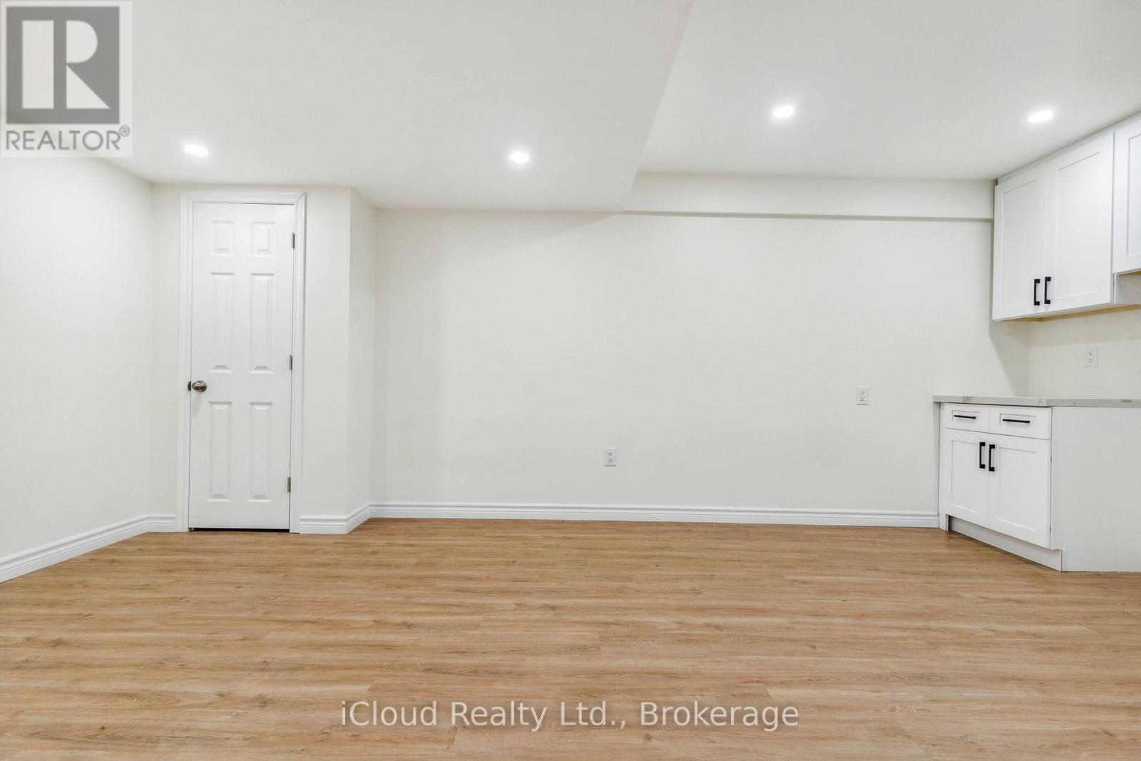 7 Salt Creek Terrace E, Caledon, Ontario  L7C 4J2 - Photo 12 - W12542478