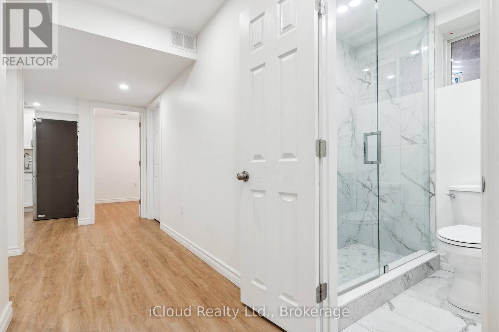 7 Salt Creek Terrace E, Caledon, Ontario  L7C 4J2 - Photo 7 - W12542478