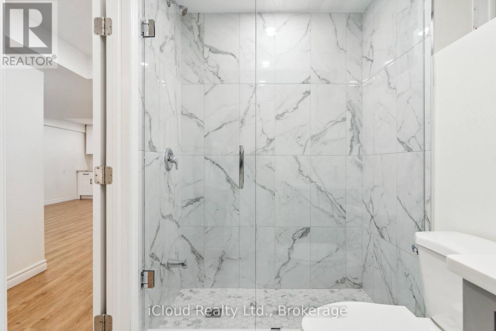 7 Salt Creek Terrace E, Caledon, Ontario  L7C 4J2 - Photo 9 - W12542478