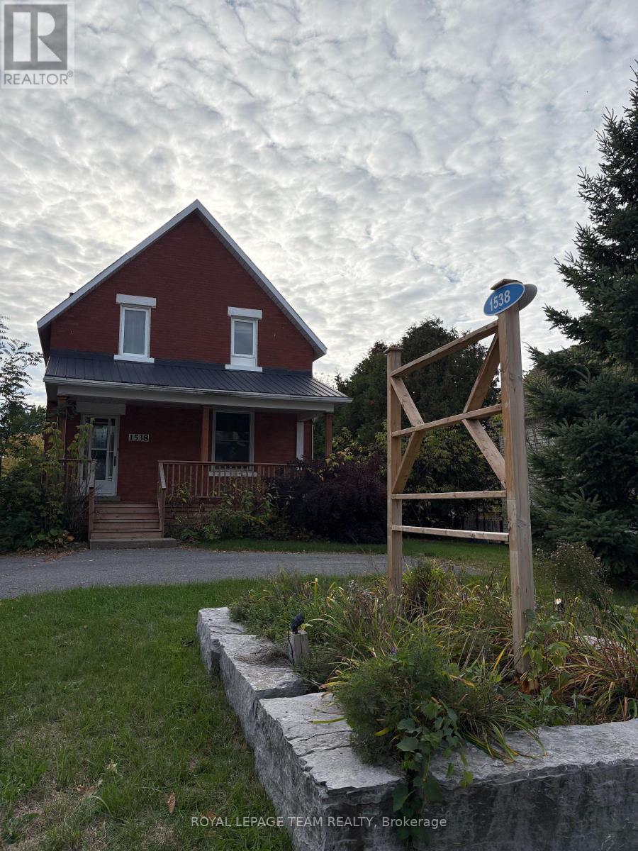 1538 Stittsville Main Street, Ottawa, Ontario  K2S 1N7 - Photo 3 - X12455778