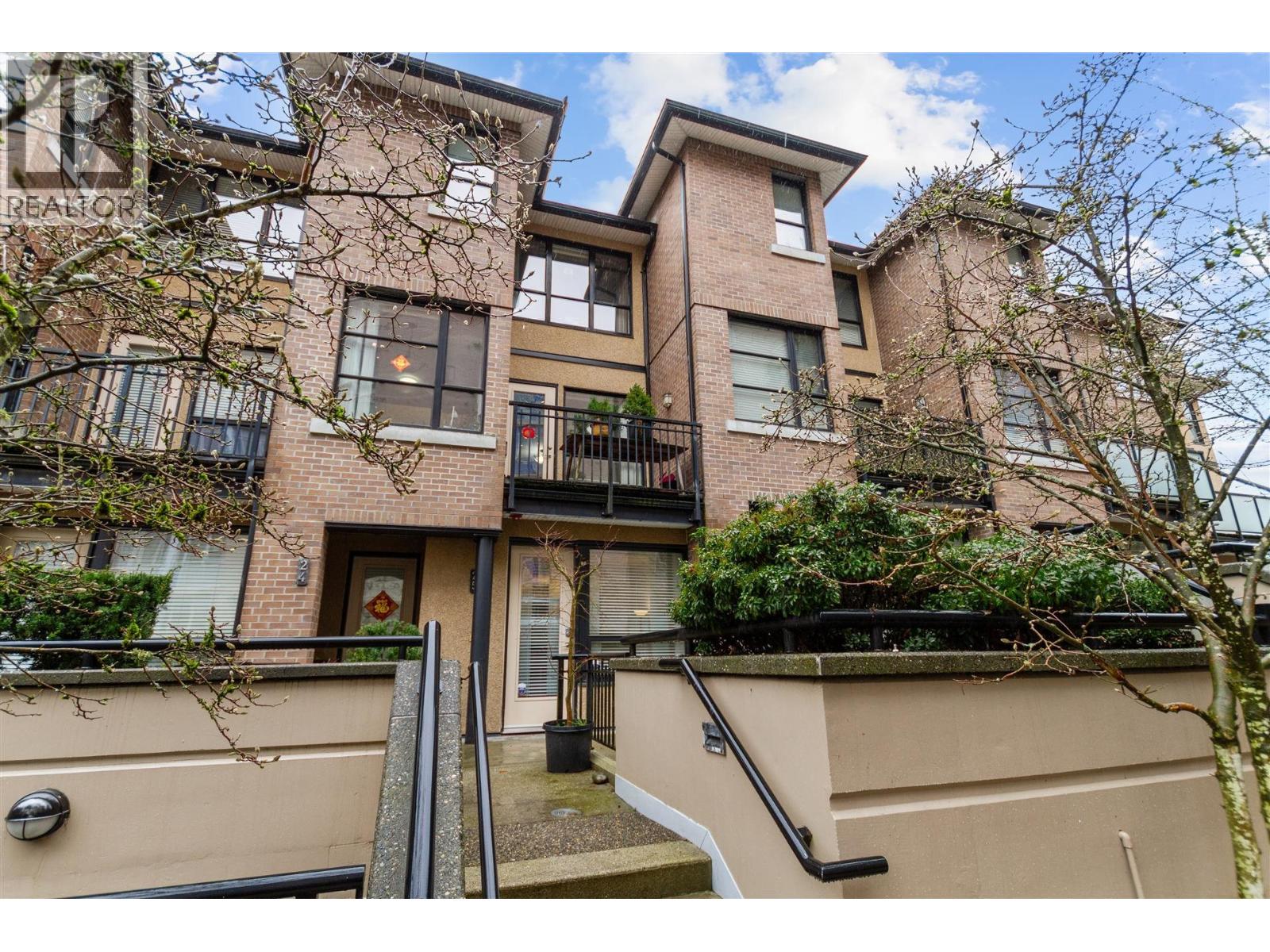 25 1863 Wesbrook Mall, Vancouver, British Columbia  V6T 2J7 - Photo 1 - R3067184