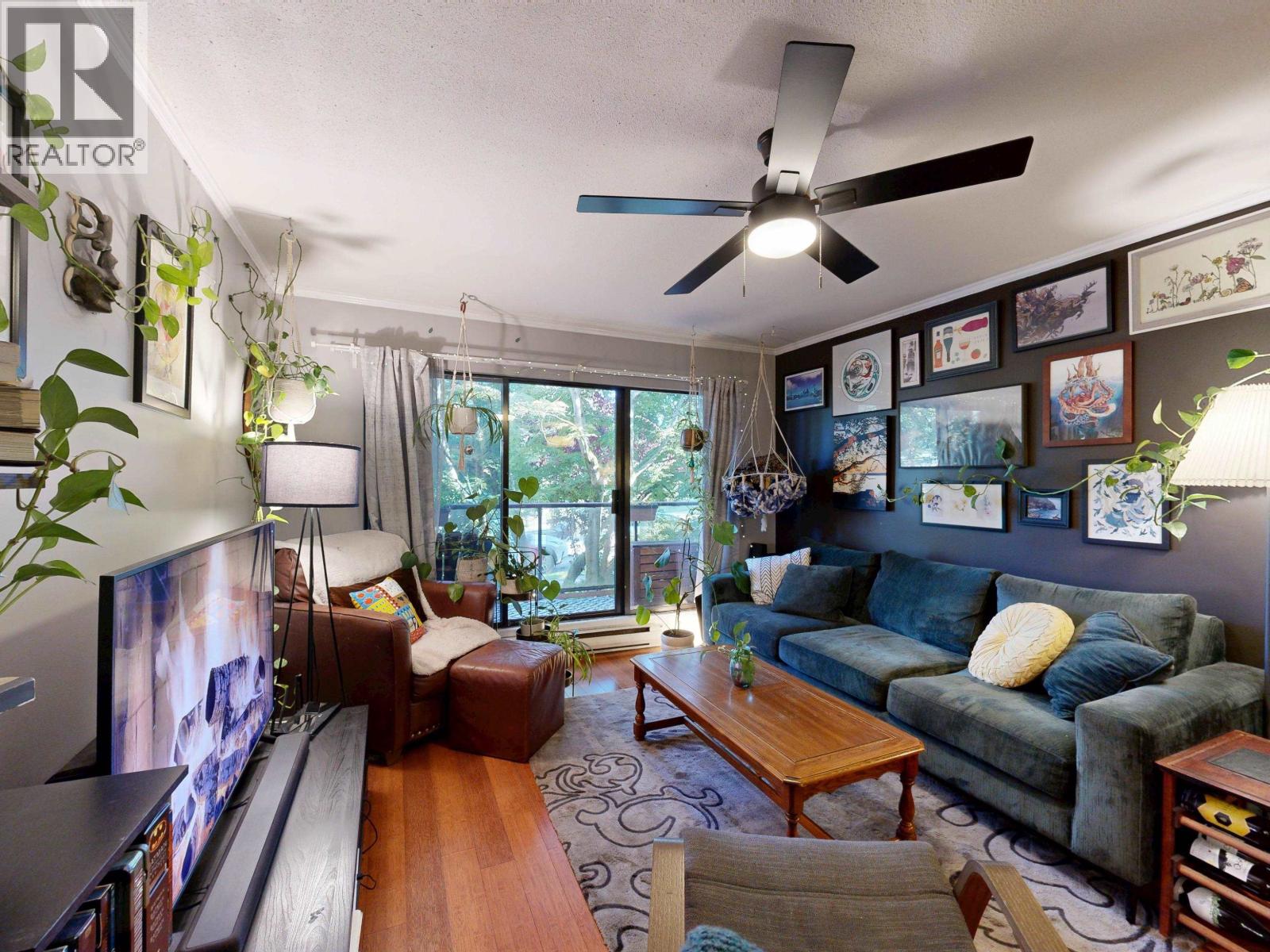 201 2222 Prince Edward Street, Vancouver, British Columbia V5T 4M6 - Photo 2 - R3067187