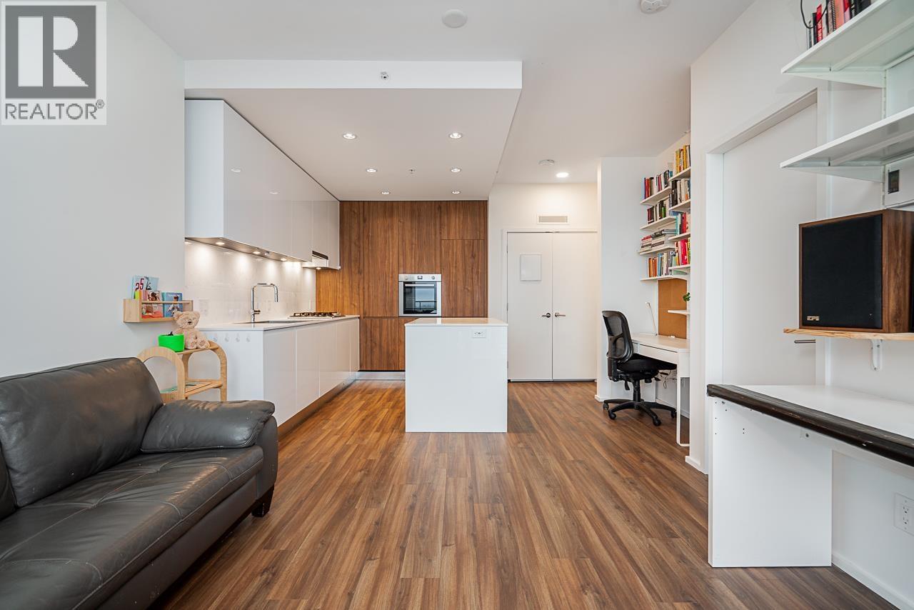 3210 4650 Brentwood Boulevard, Burnaby, British Columbia  V5C 0M3 - Photo 2 - R3067188