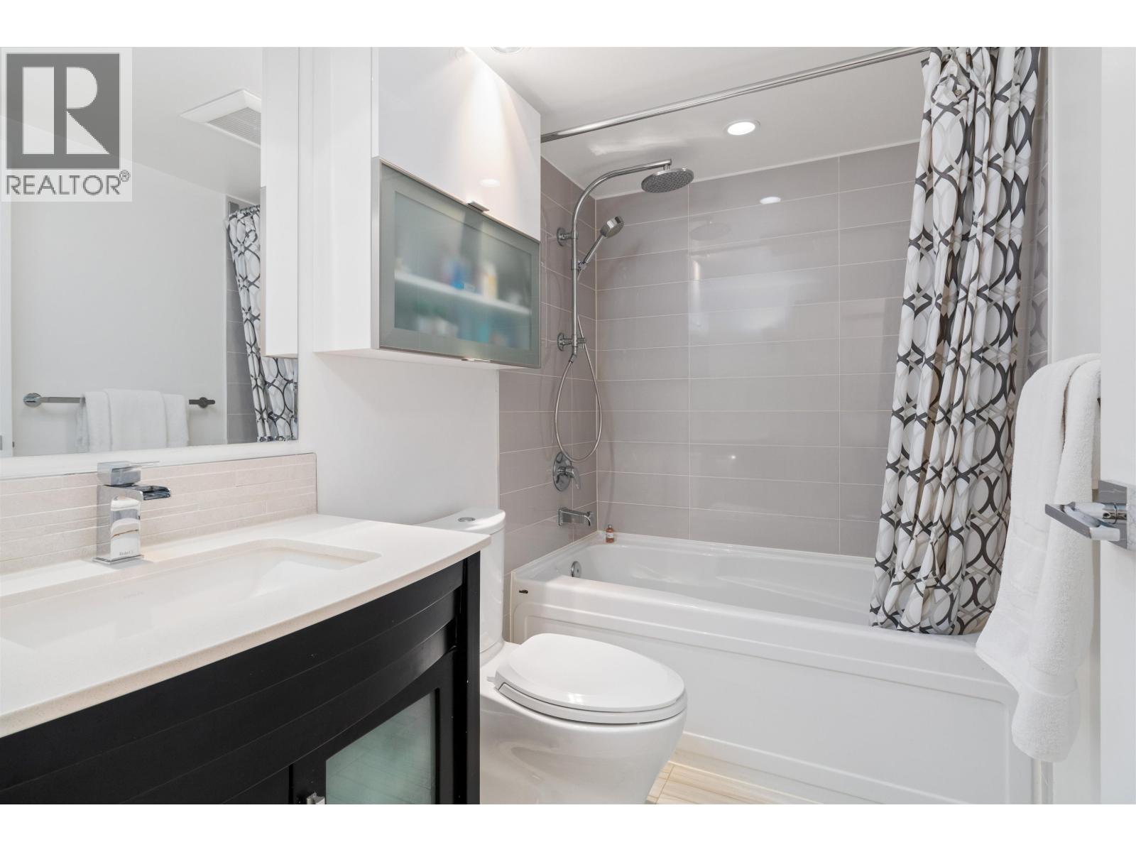 3307 1033 Marinaside Crescent, Vancouver, British Columbia  V6Z 3A3 - Photo 29 - R3067196