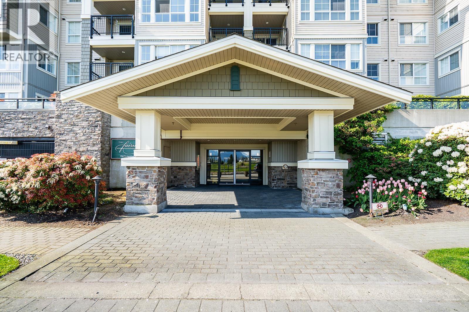 123 19673 Meadow Gardens Way, Pitt Meadows, British Columbia V3Y 0A1 - Photo 3 - R3067201