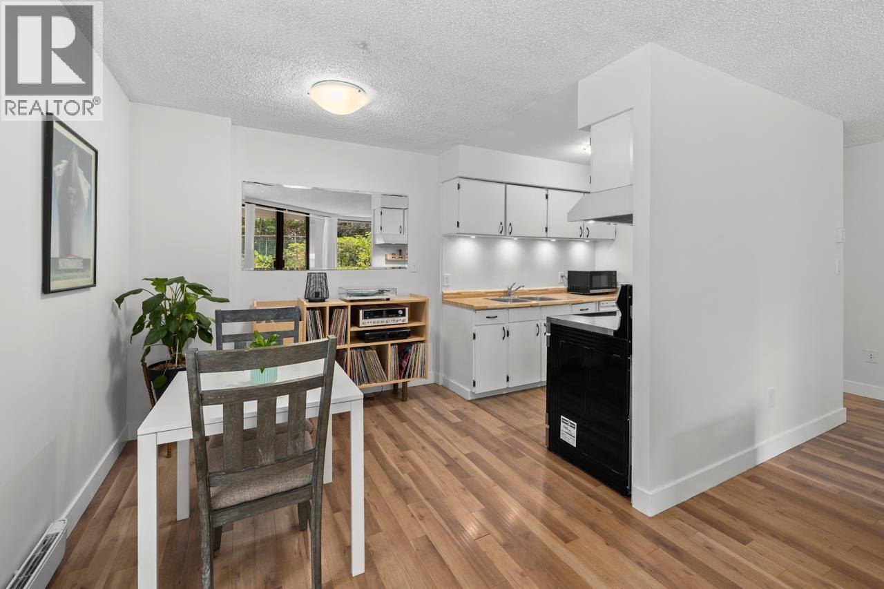 202 2041 Bellwood Avenue, Burnaby, British Columbia V5B 4V5 - Photo 12 - R3067226