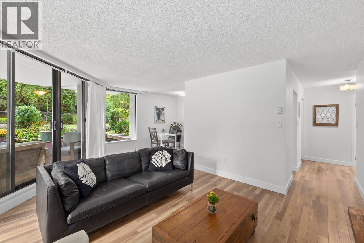 202 2041 Bellwood Avenue, Burnaby, British Columbia V5B 4V5 - Photo 3 - R3067226