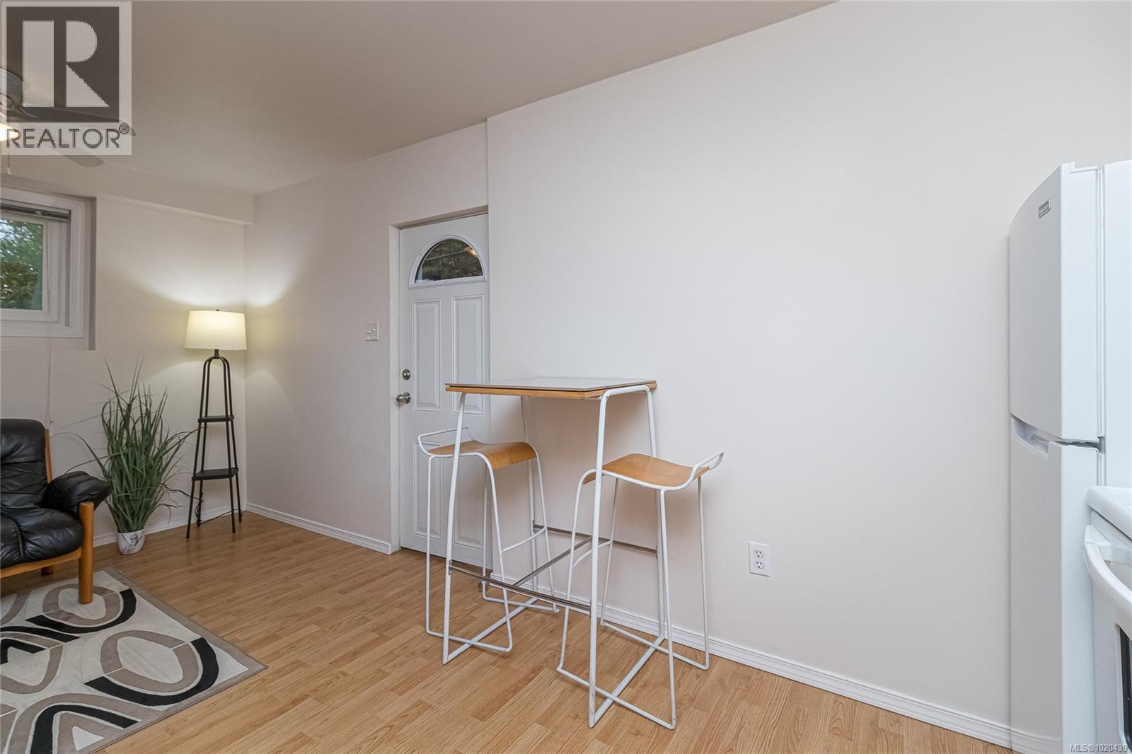 932 Tattersall Dr, Saanich, British Columbia  V8X 2W9 - Photo 23 - 1020439