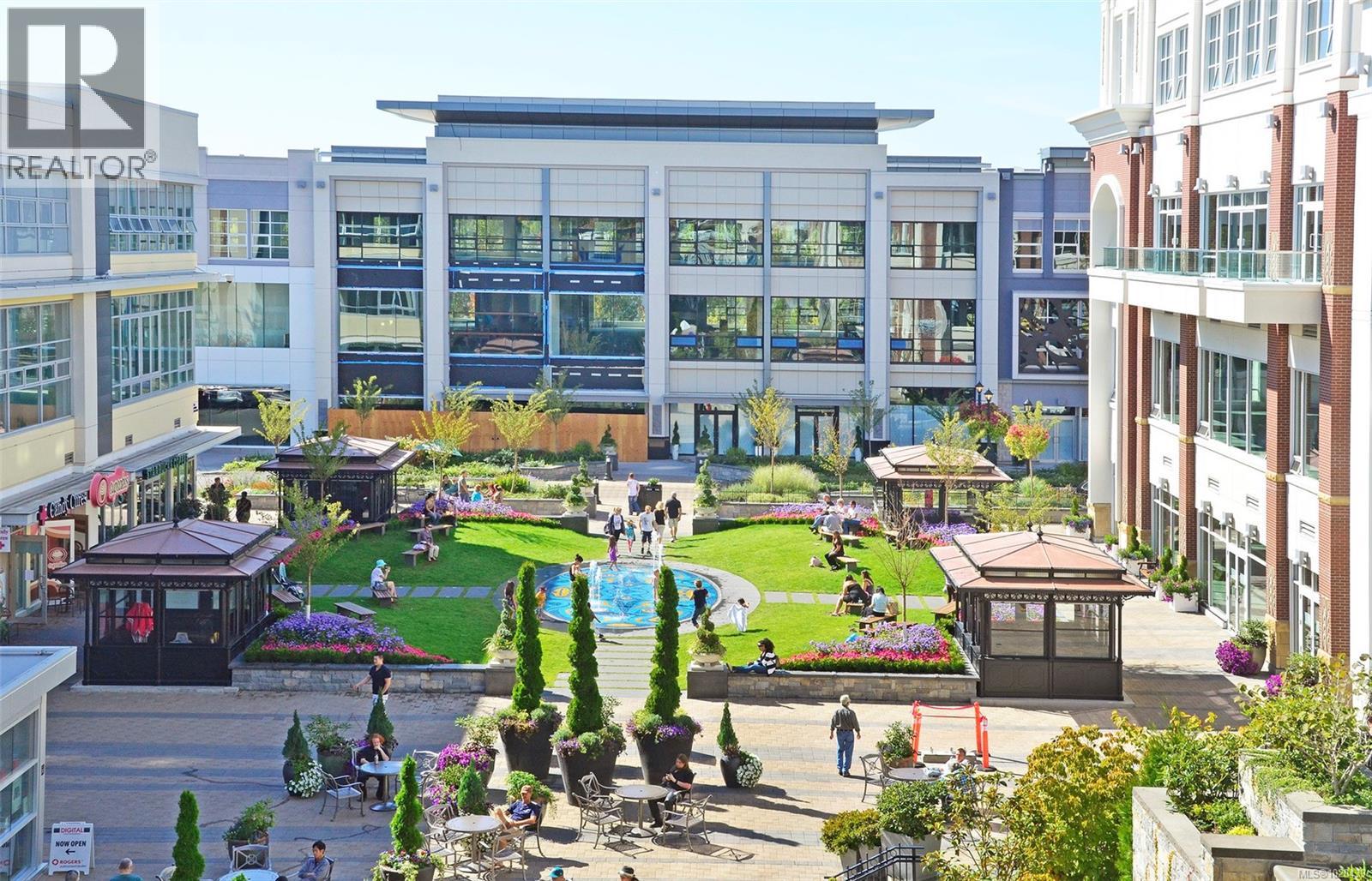 932 Tattersall Dr, Saanich, British Columbia  V8X 2W9 - Photo 41 - 1020439