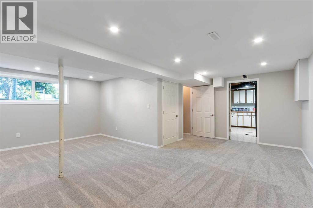 125 Big Springs Drive, Airdrie, Alberta  T4A 1K9 - Photo 18 - A2247354