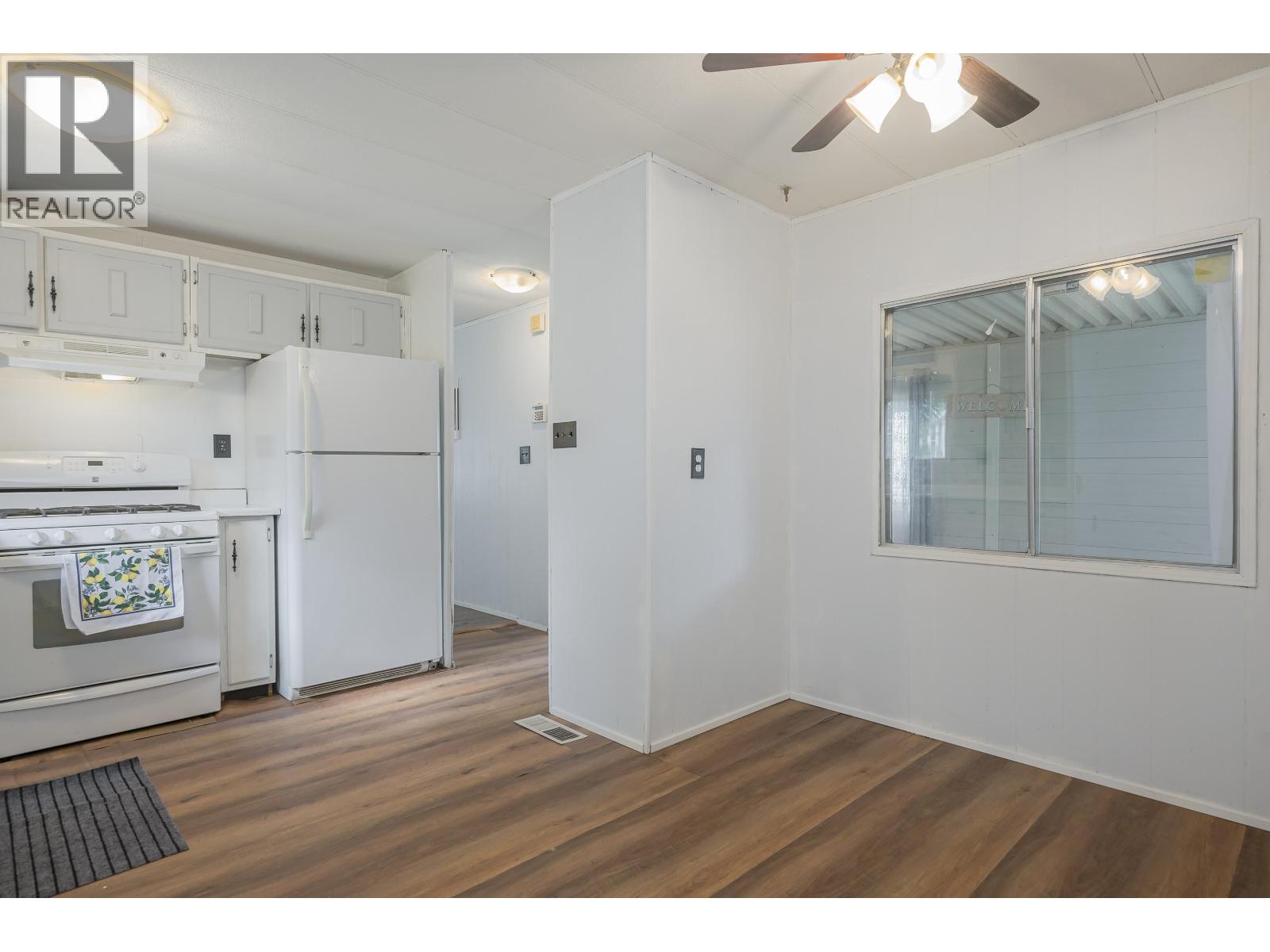 1 11812 Ponderosa Boulevard, Pitt Meadows, British Columbia  V3Y 1Z3 - Photo 12 - R3067029