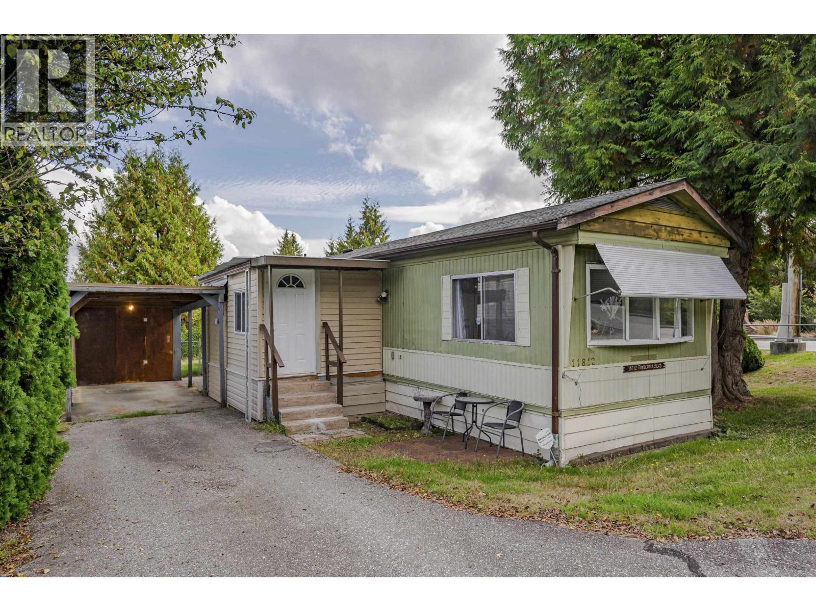 1 11812 Ponderosa Boulevard, Pitt Meadows, British Columbia  V3Y 1Z3 - Photo 2 - R3067029