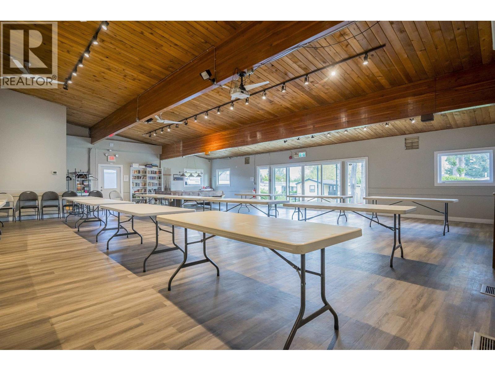 1 11812 Ponderosa Boulevard, Pitt Meadows, British Columbia  V3Y 1Z3 - Photo 29 - R3067029