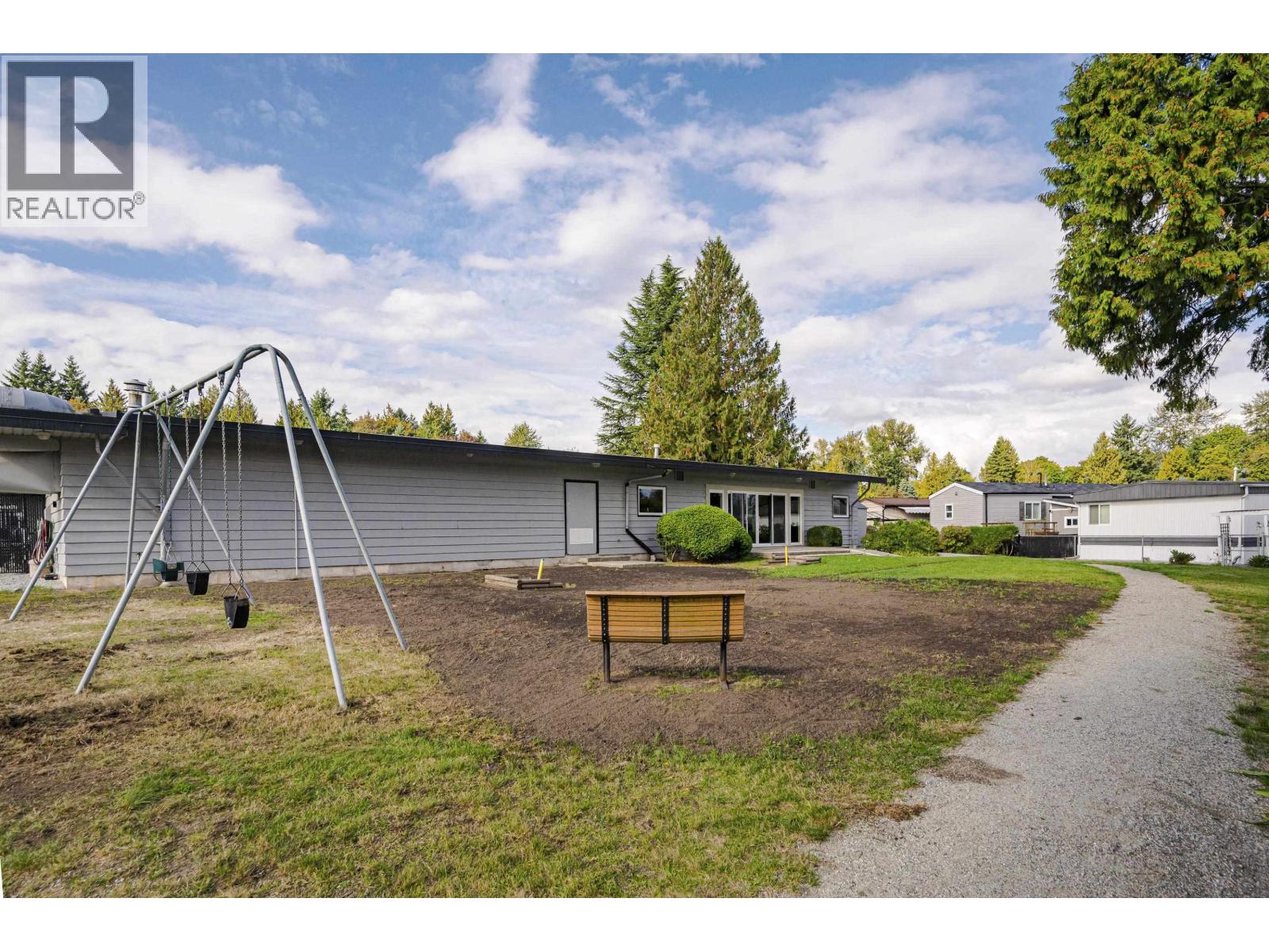 1 11812 Ponderosa Boulevard, Pitt Meadows, British Columbia  V3Y 1Z3 - Photo 33 - R3067029