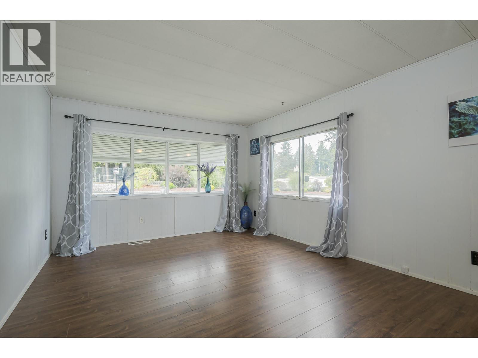 1 11812 Ponderosa Boulevard, Pitt Meadows, British Columbia  V3Y 1Z3 - Photo 7 - R3067029