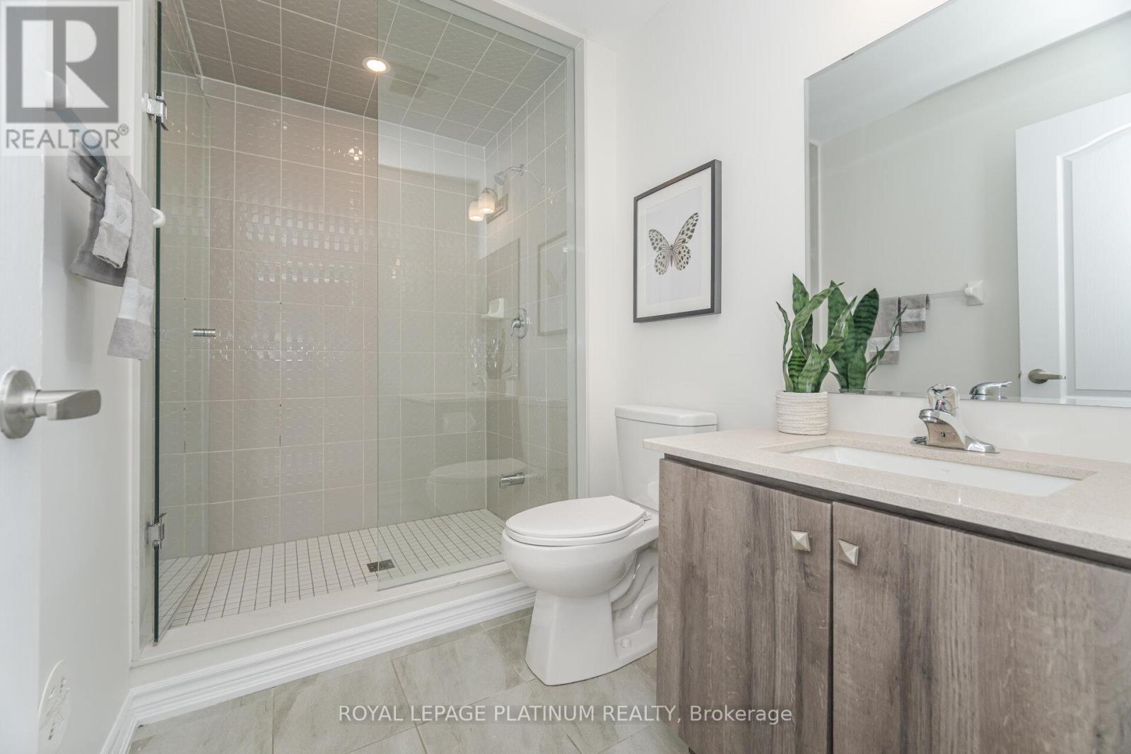 13 Lipscott Drive, Caledon, Ontario  L7C 4K7 - Photo 7 - W12542468