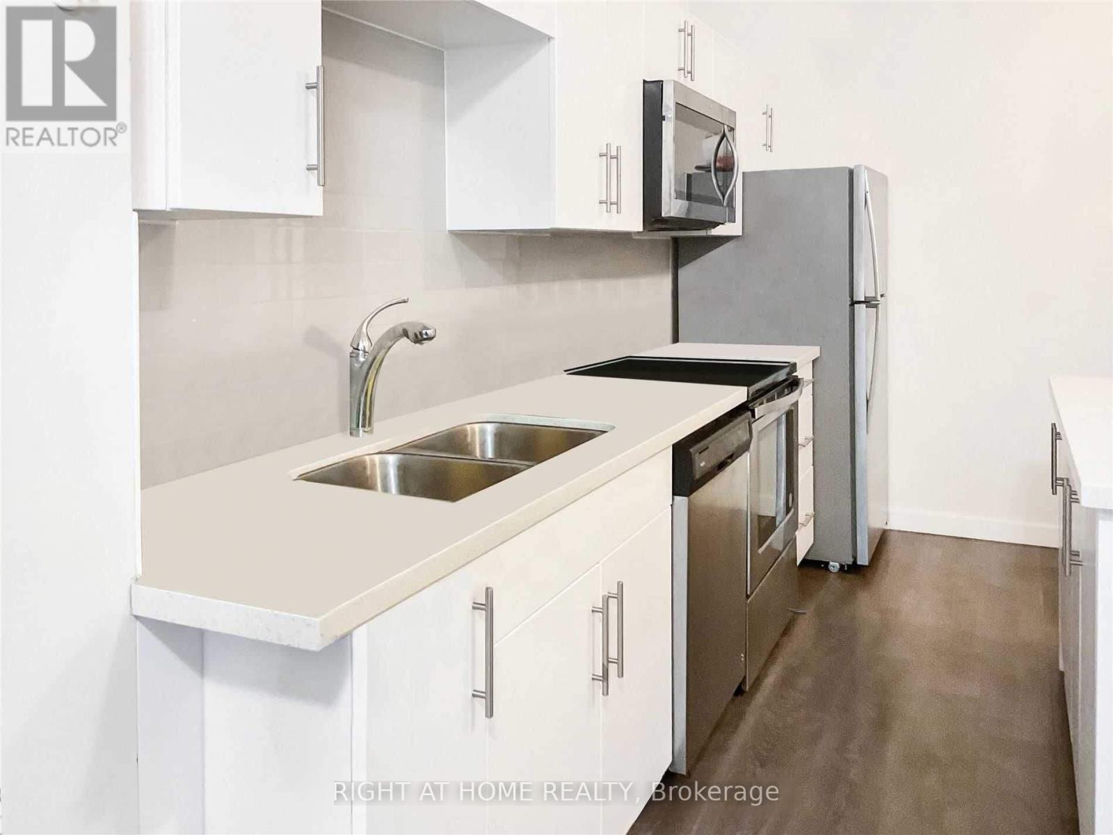 218 - 690 King Street W, Kitchener, Ontario  N2H 5L8 - Photo 5 - X12542392