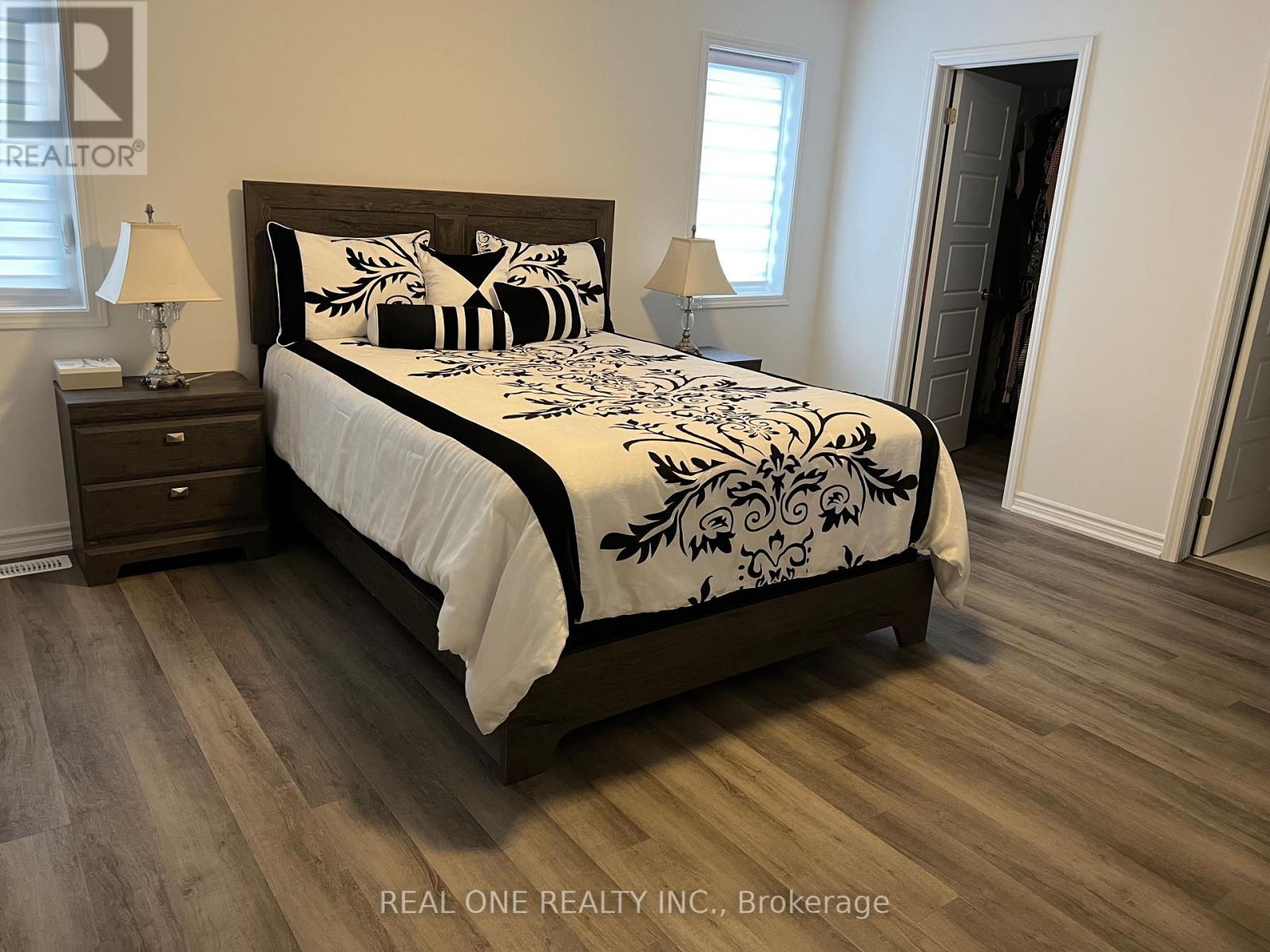 62 Forestwalk Street, Kitchener, Ontario  N2R 0S3 - Photo 14 - X12542436