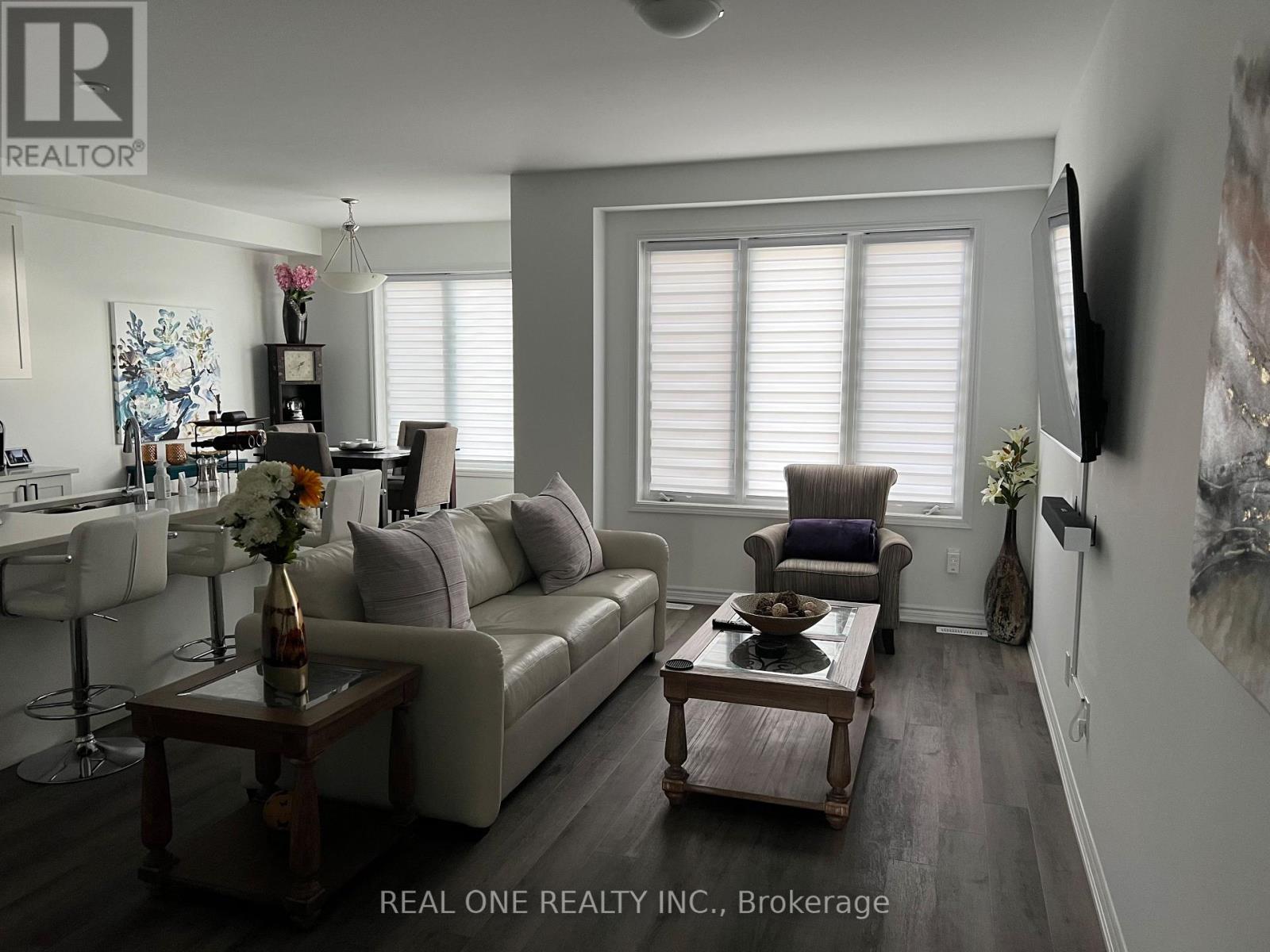 62 Forestwalk Street, Kitchener, Ontario  N2R 0S3 - Photo 3 - X12542436